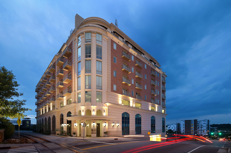 755 Broad Apartments - Hotels in Athens, GA