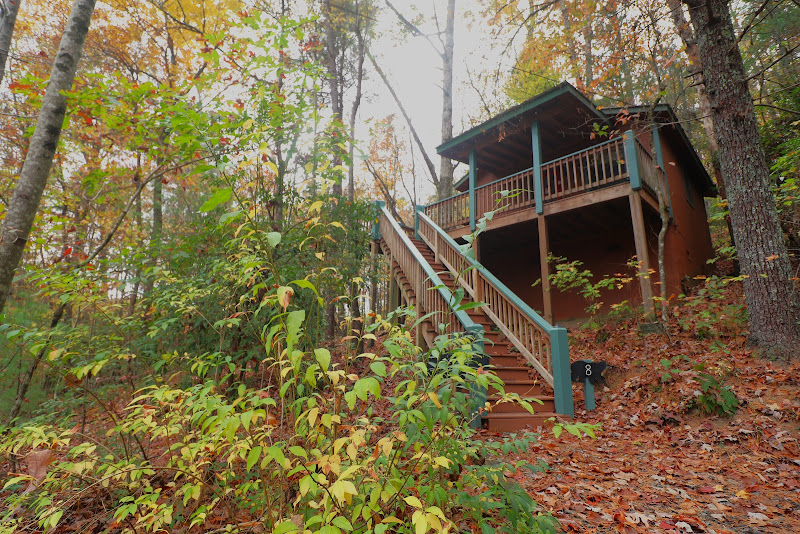 Alpine Mountain Cabins - Hotels in Athens, GA