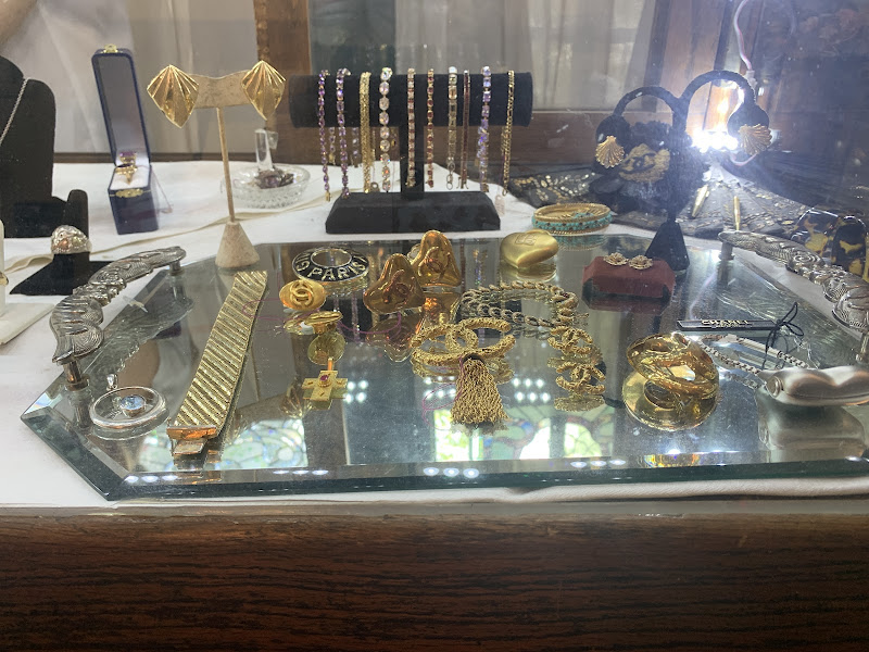 Antiques & Jewels - Stores in Athens, GA