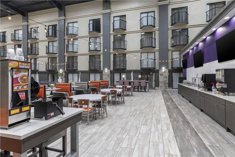 Best Western Plus Clemson Hotel & Conference Center - Hotels in Athens, GA