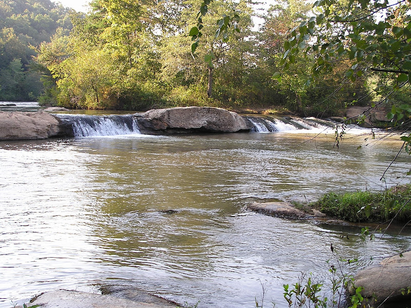 Broad River Outpost - Hotels in Athens, GA