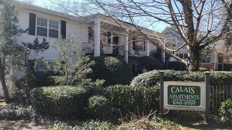 Calais Apartments - Hotels in Athens, GA