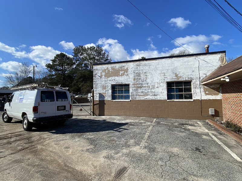 Dennis & Judy's Towing - Transportation in Athens, GA