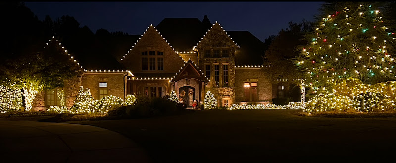 FlowMows Christmas Lights Installers - Services in Athens, GA