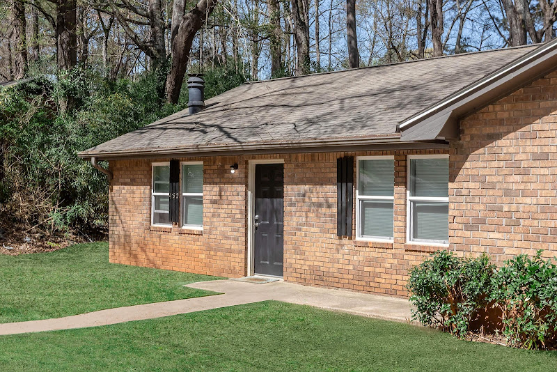 Hidden Pines - Hotels in Athens, GA