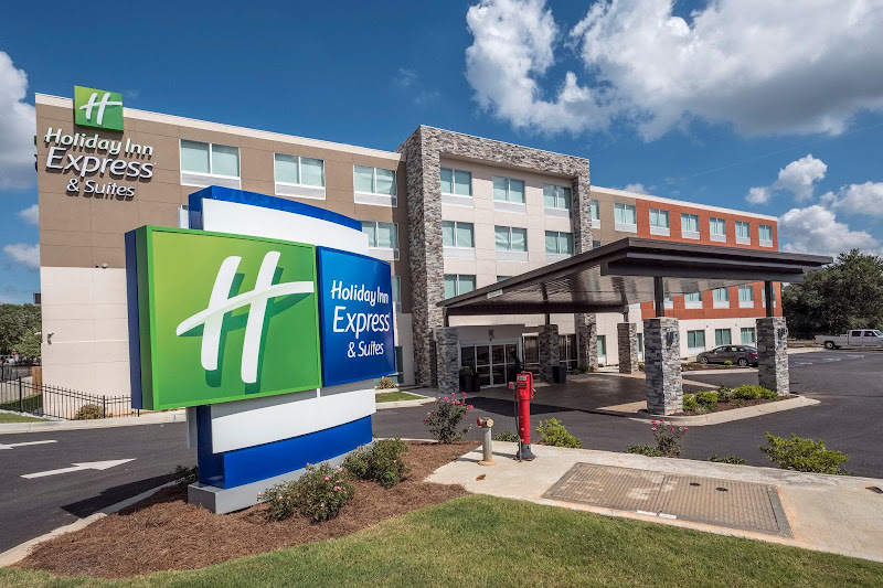 Holiday Inn Express & Suites Commerce by IHG - Hotels in Athens, GA