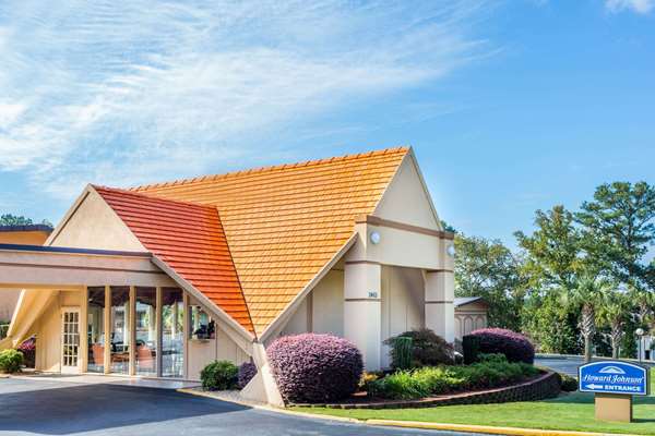 Howard Johnson by Wyndham Athens - Hotels in Athens, GA