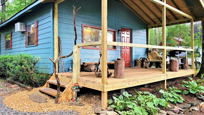 Mountain Laurel Cottage at Hearthstone Cabins and Camping, Helen, GA - Hotels in Athens, GA