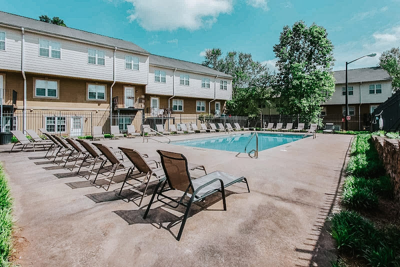 Newberry Apartments - Hotels in Athens, GA