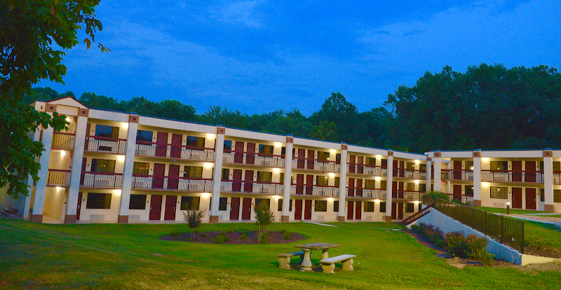 Red Roof Inn & Suites Commerce - Athens - Hotels in Athens, GA