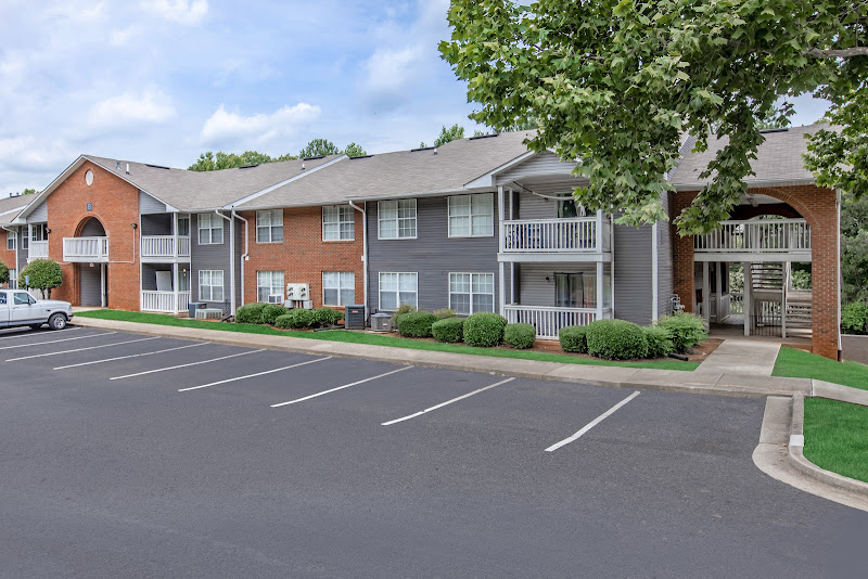 Serene at Northside - Hotels in Athens, GA