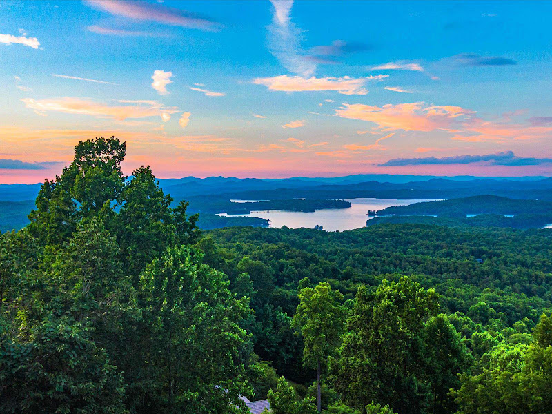Southern Comfort Cabin Rentals - Hotels in Athens, GA