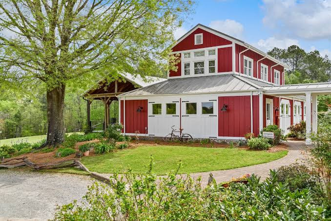 The Farmhouse Inn - Hotels in Athens, GA