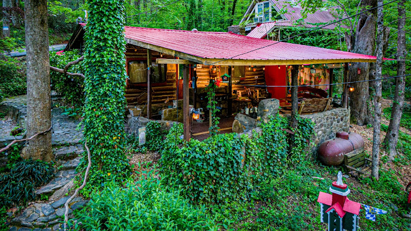 THE LOG CABIN at Bear Creek Cabins in Helen Ga - Hotels in Athens, GA