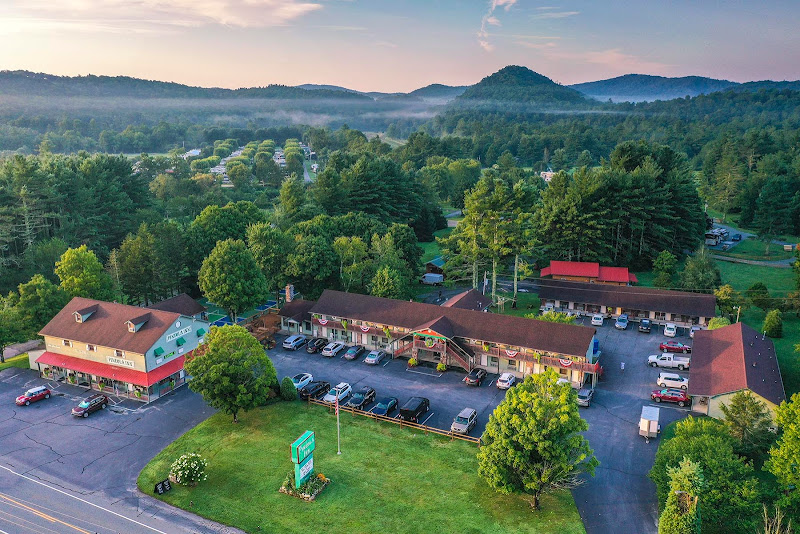 The Pineola - Hotels in Athens, GA