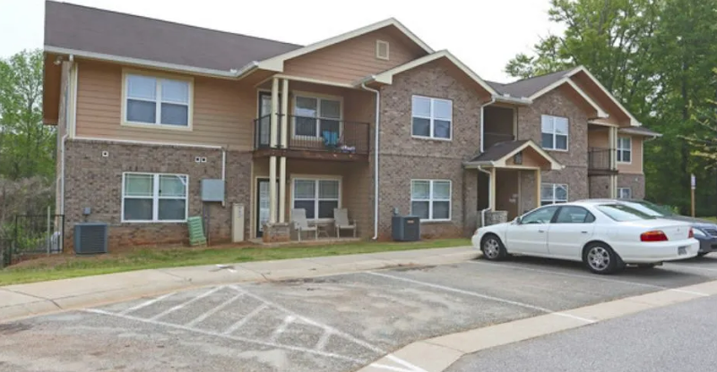The Woods at Walker Park Apartments - Hotels in Athens, GA