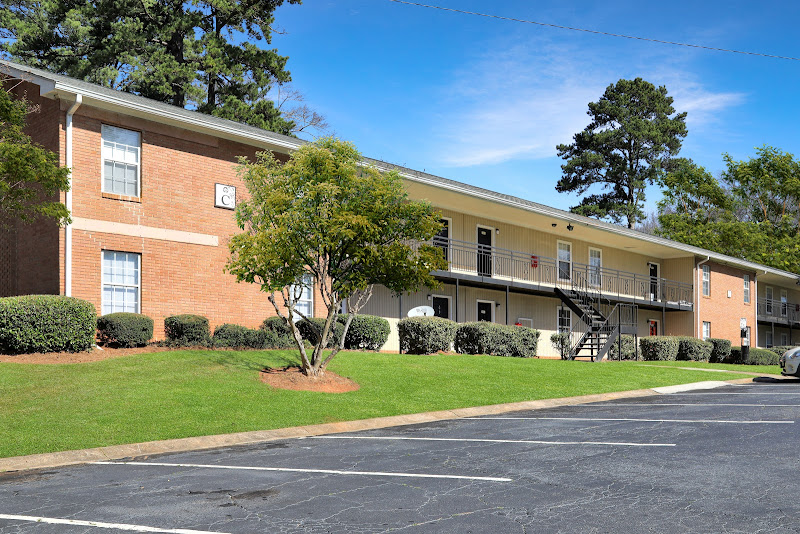 University Oaks - Hotels in Athens, GA